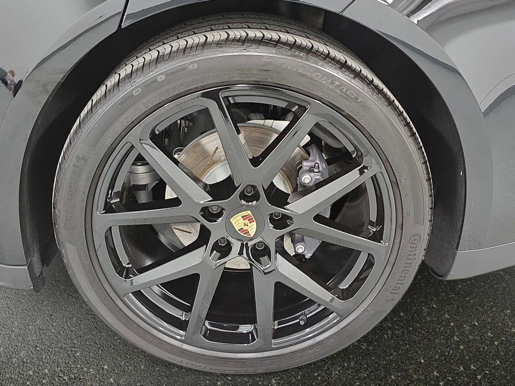 Certified 2024 Porsche Panamera 4 AWD/4WD image 28