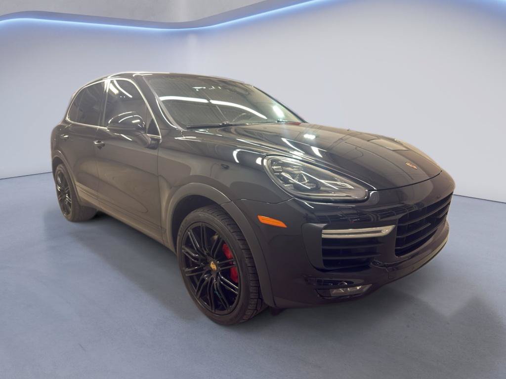 Used 2015 Porsche Cayenne Turbo AWD/4WD image 1