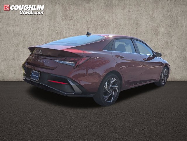 Certified 2025 Hyundai Elantra SEL FWD image 7