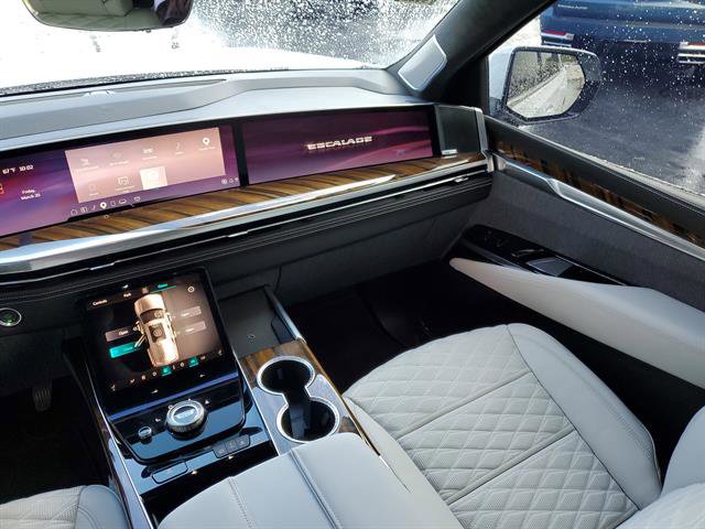 Certified 2026 Cadillac Escalade ESV Platinum Luxury image 51