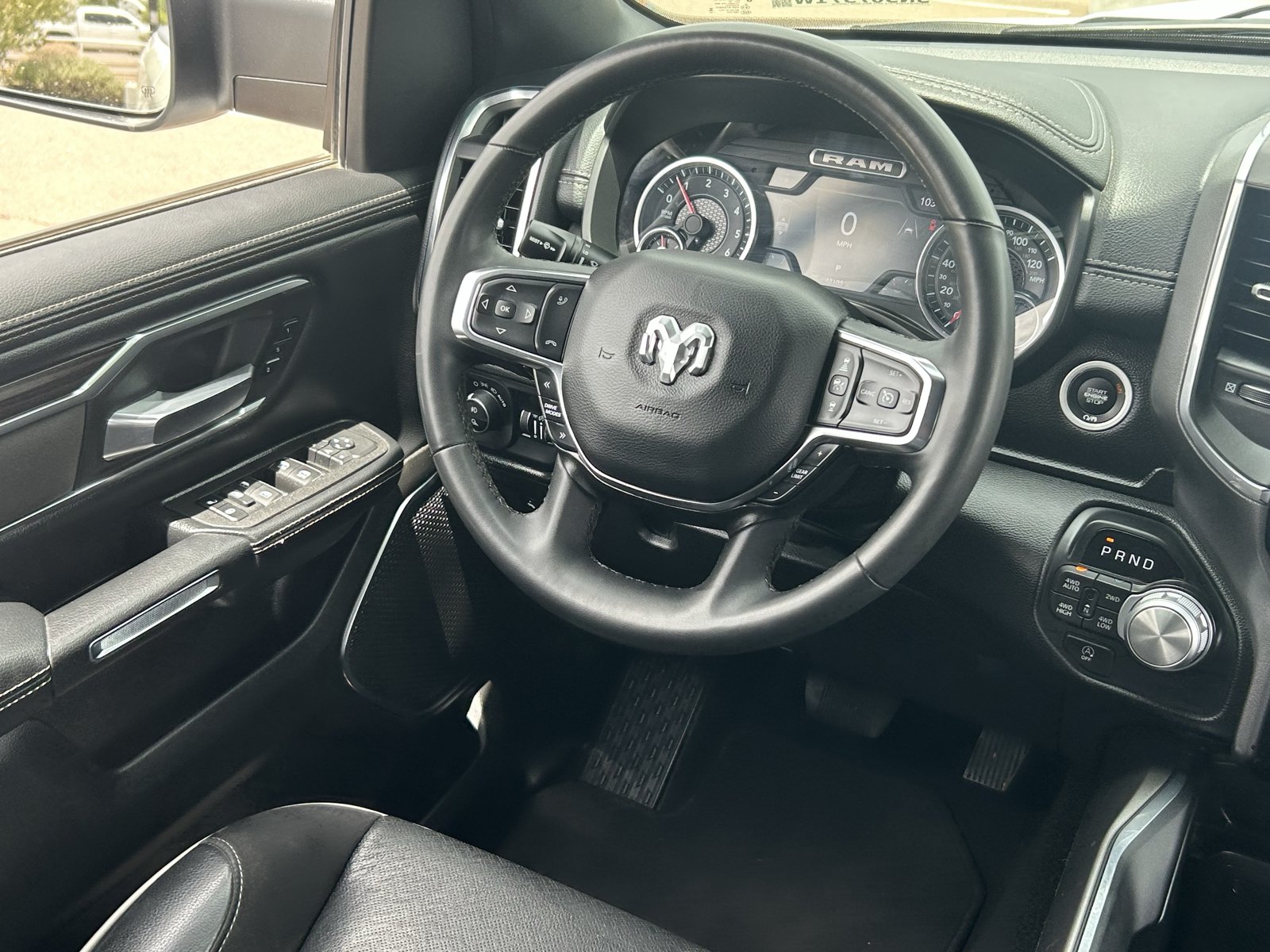 Used 2025 RAM 1500 Laramie AWD/4WD image 16