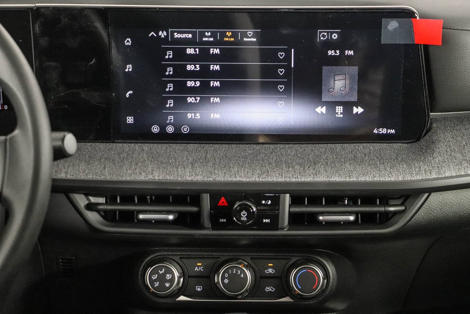 New 2027 Nissan Kicks S FWD image 15