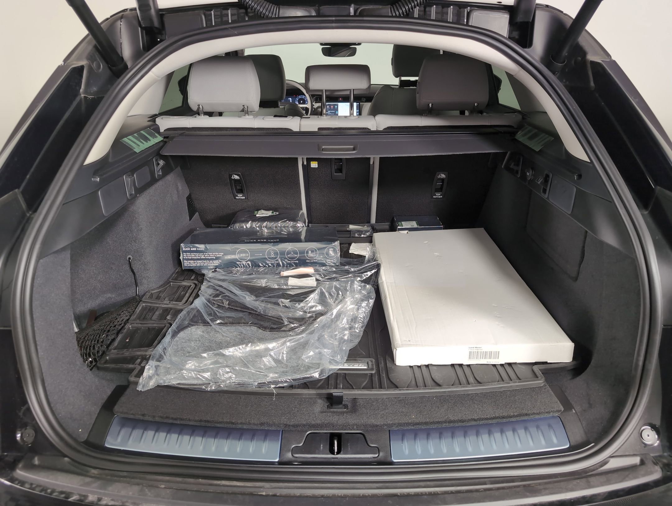 Used 2025 Land Rover Range Rover Velar S image 26