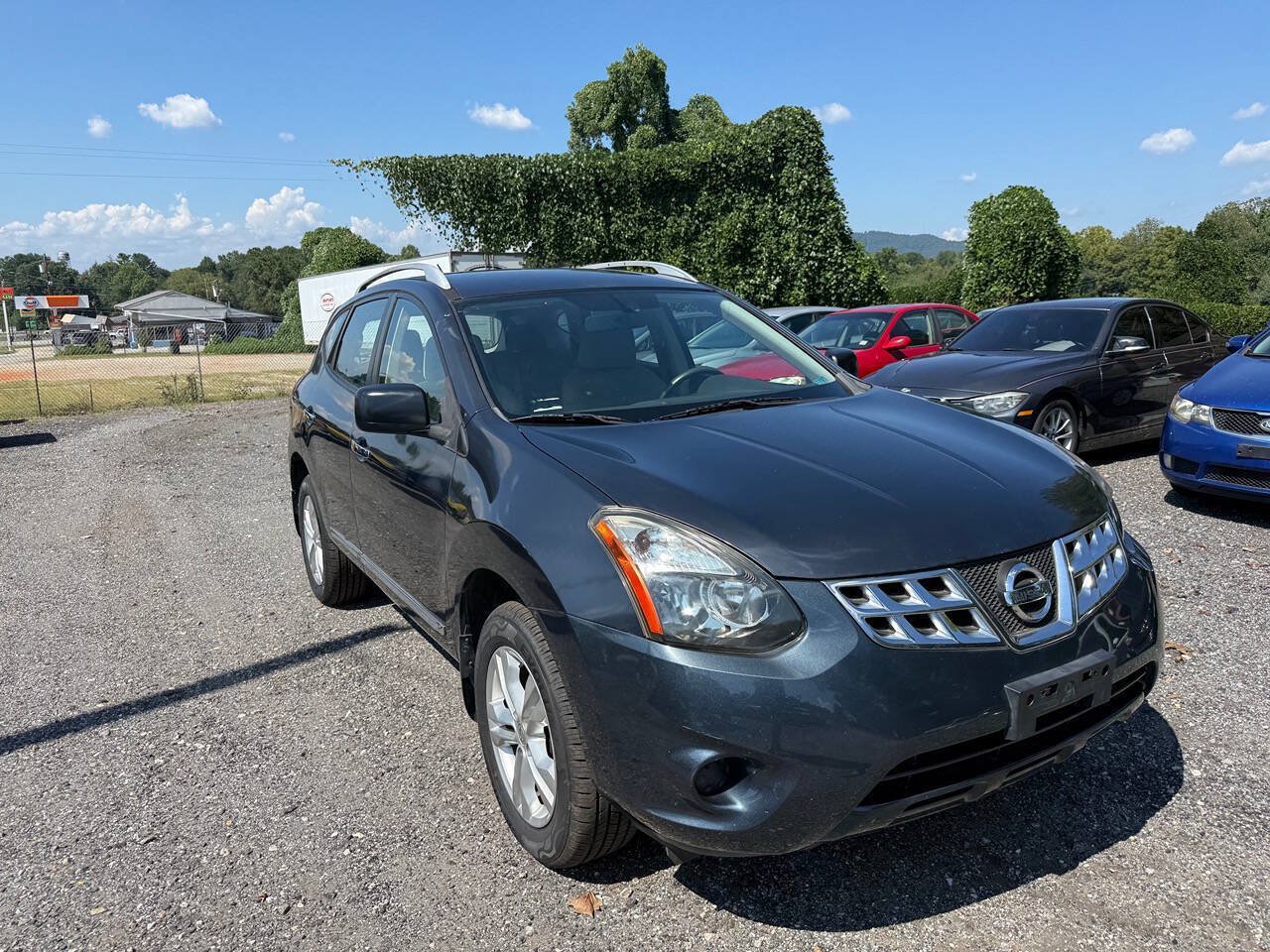 Used 2014 Nissan Rogue S w/ Convenience Package AWD/4WD image 6