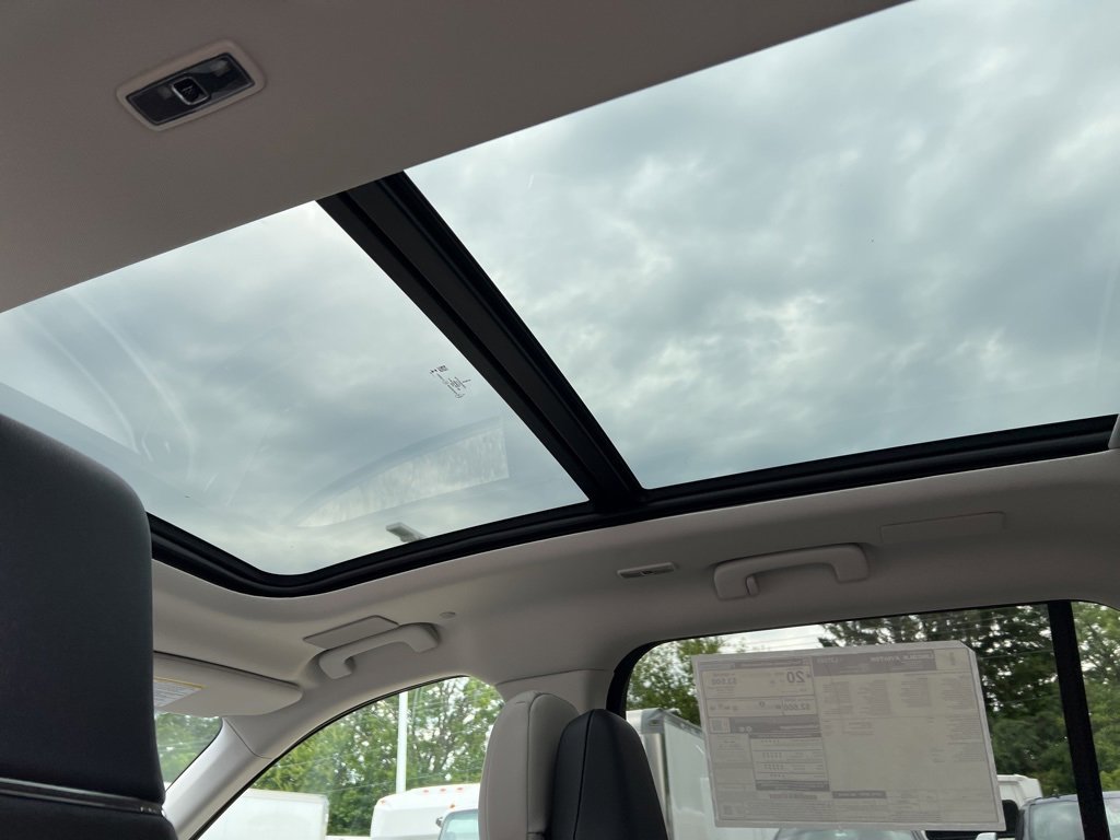 Used 2025 Lincoln Aviator Reserve w/ Equipment Group 201A image 32