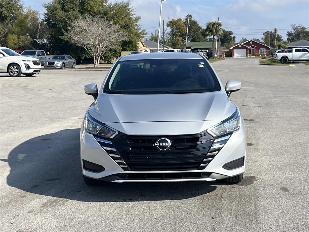 Used 2024 Nissan Versa SV w/ Trunk Package image 8