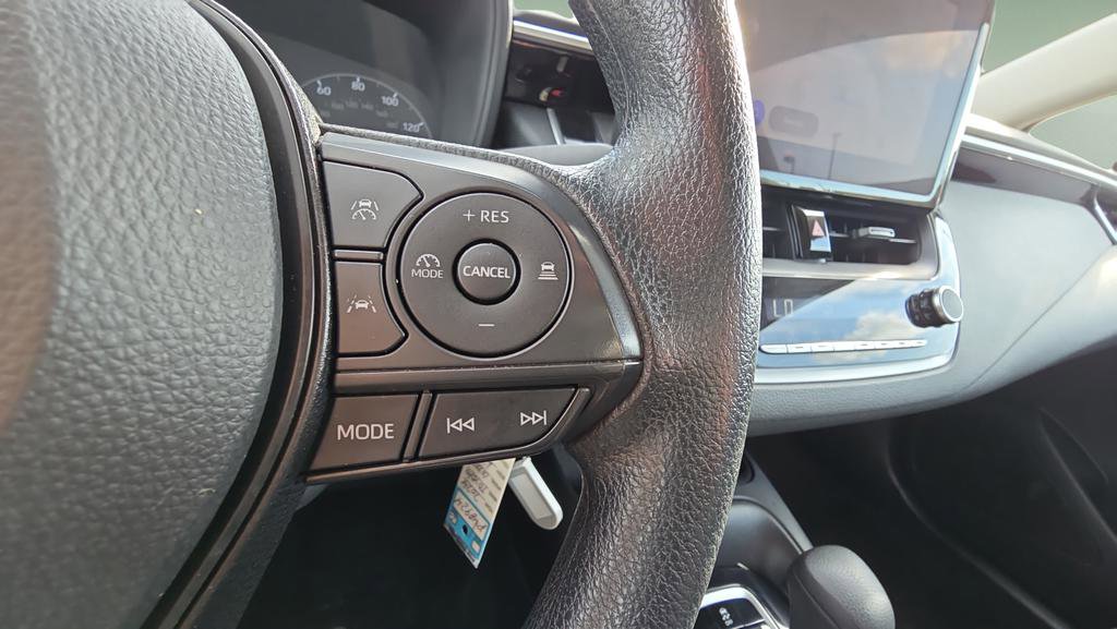 Used 2024 Toyota Corolla LE FWD image 26
