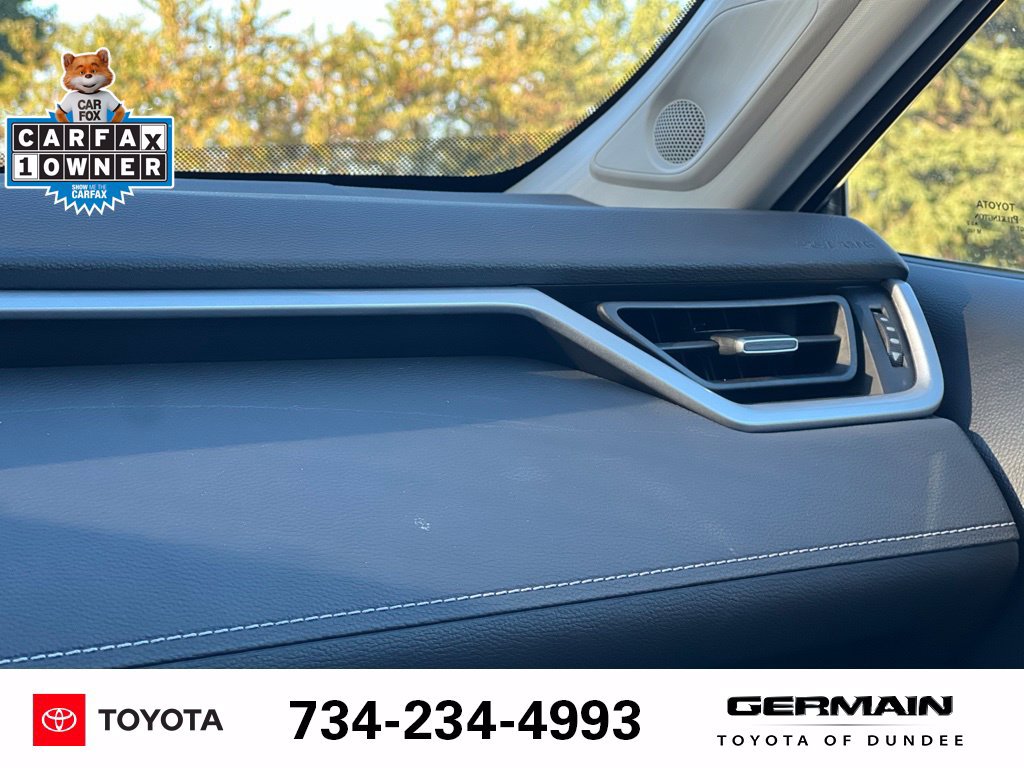 Used 2022 Toyota RAV4 XLE Premium AWD/4WD image 20