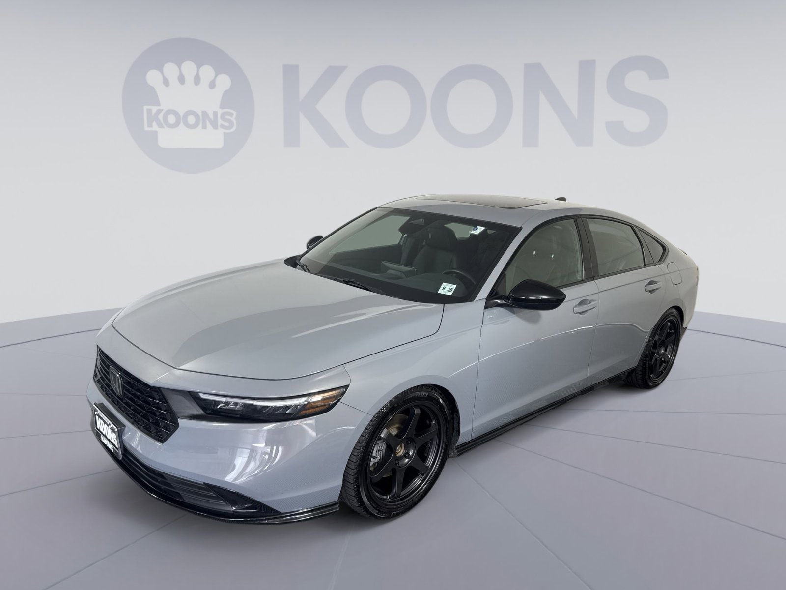 Used 2023 Honda Accord Sport image 1