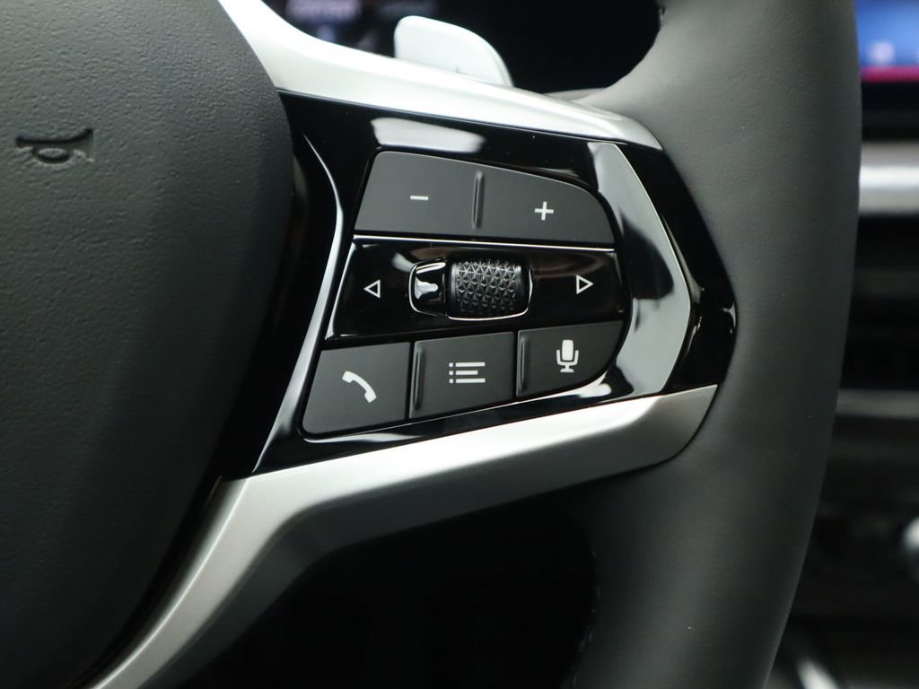 Certified 2025 BMW 330i Sedan w/ Convenience Package image 13