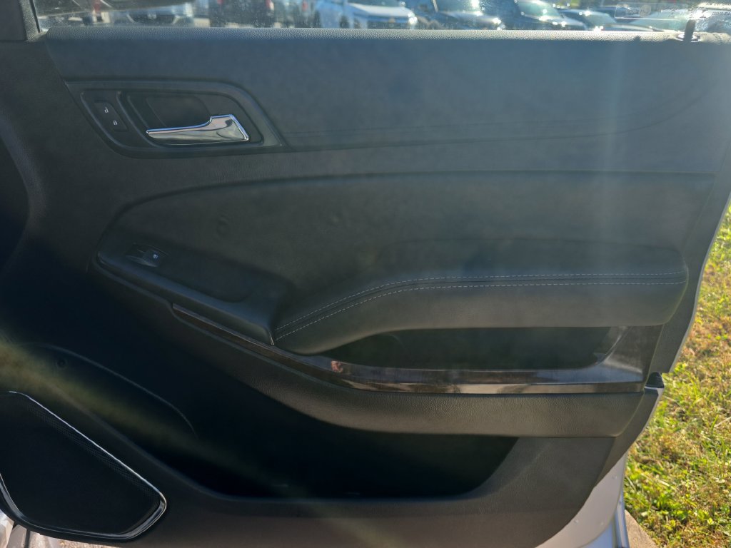 Used 2018 Chevrolet Tahoe LS RWD image 18