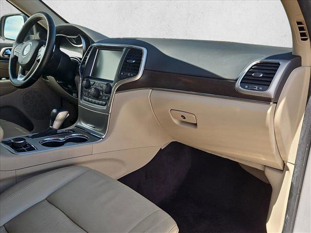 Used 2016 Jeep Grand Cherokee Limited AWD/4WD image 23