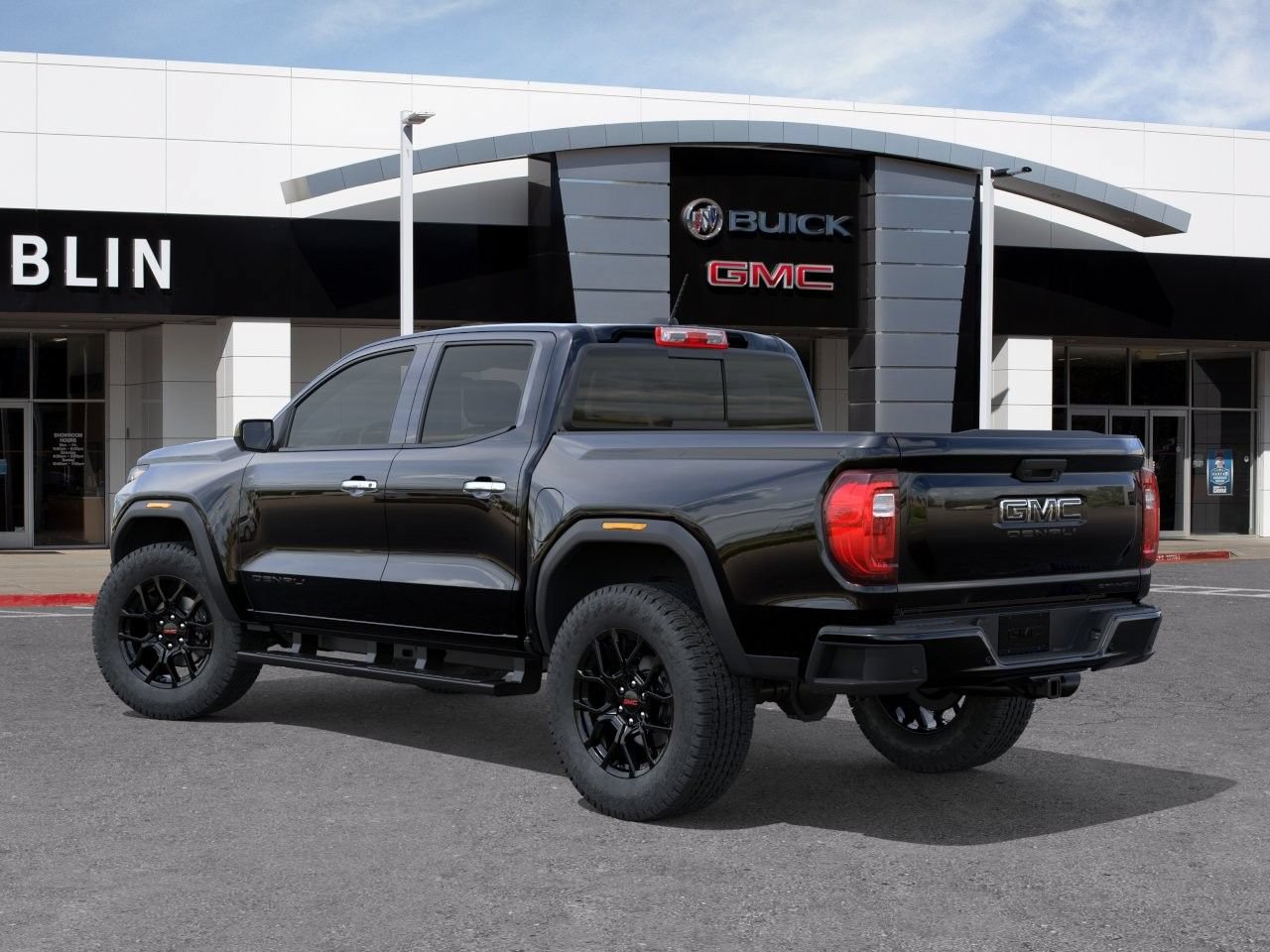 New 2026 GMC Canyon Denali w/ LPO, Denali Black Edition AWD/4WD image 5