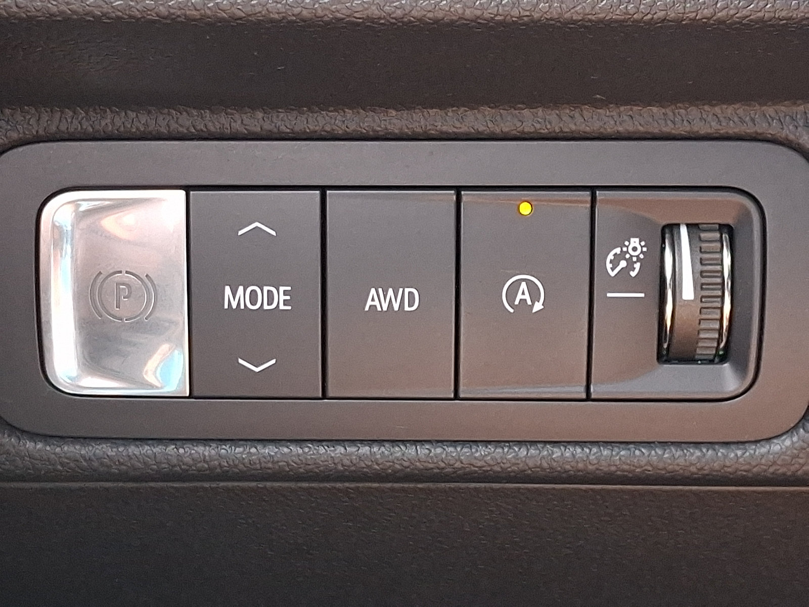 Used 2025 Chevrolet Traverse LT AWD/4WD image 26