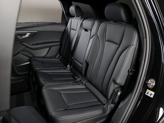 Certified 2026 Audi Q7 3.0T Premium Plus w/ Premium Plus Package AWD/4WD image 11