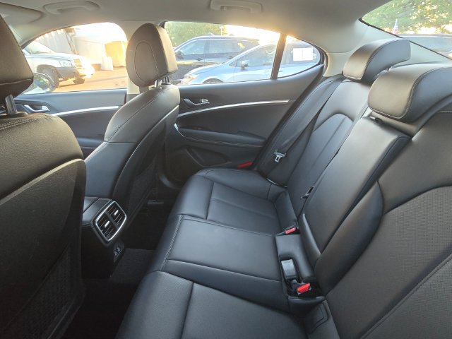 Used 2026 Genesis G70 2.5T RWD image 6