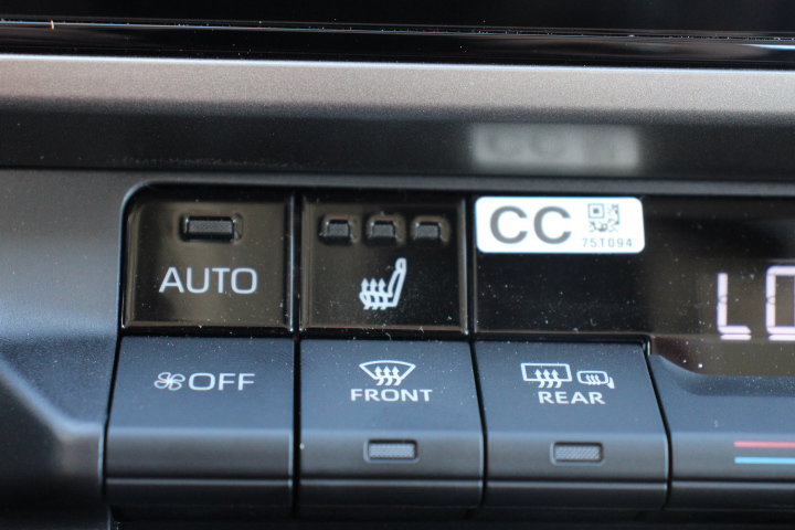 Certified 2025 Toyota Camry XLE image 30