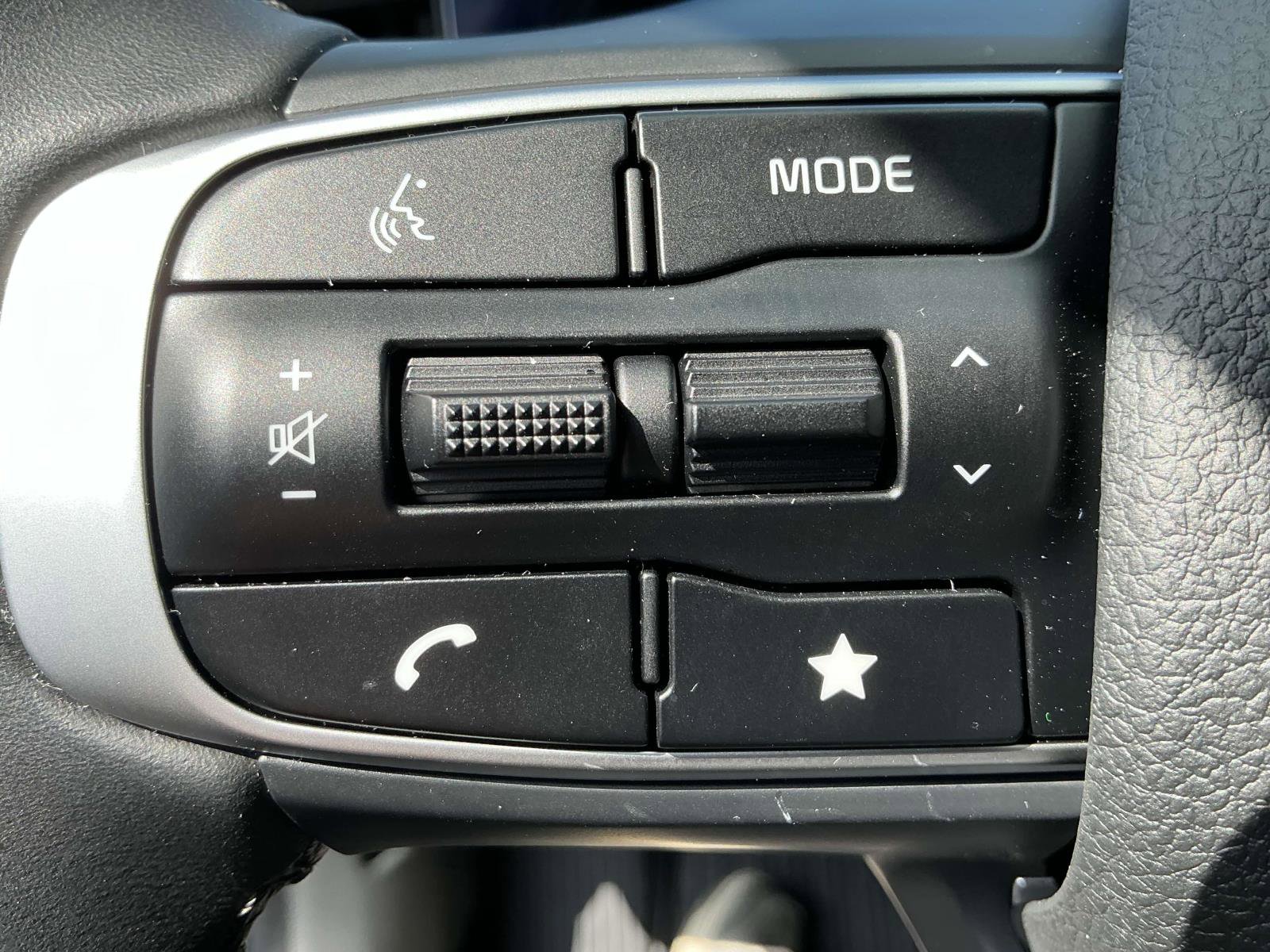 Used 2025 Kia K5 GT-Line w/ GT-Line Premium Package image 18