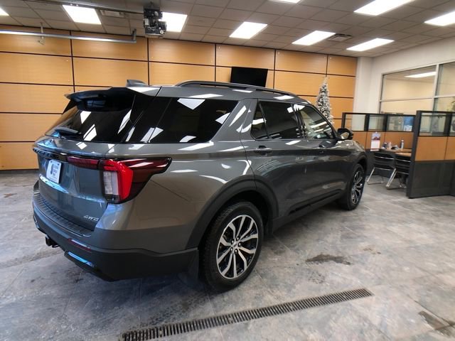 New 2026 Ford Explorer ST-Line image 7