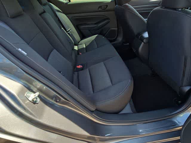 Used 2024 Nissan Altima 2.5 S FWD image 19