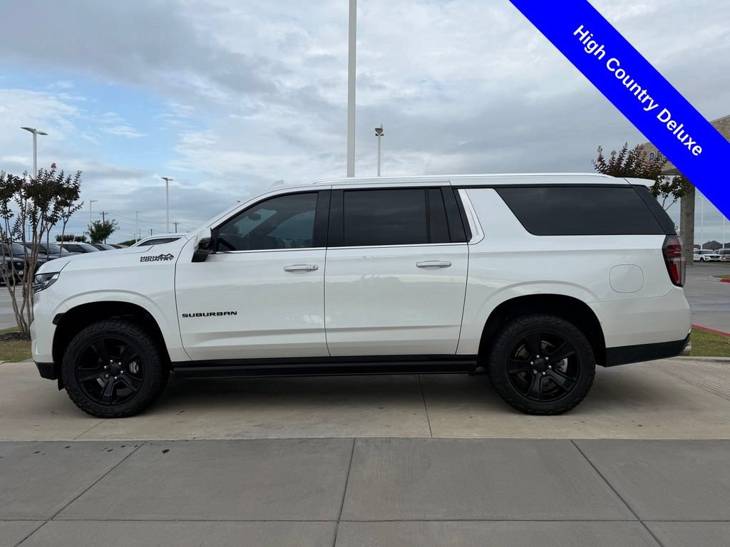 Used 2022 Chevrolet Suburban High Country AWD/4WD image 10