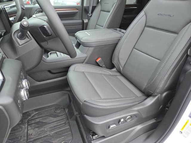 New 2026 GMC Sierra 3500 Denali w/ Denali Reserve Package image 37
