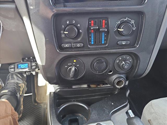 Used 2006 GMC Envoy SLE w/ Sle Preferred Equipment Group image 20