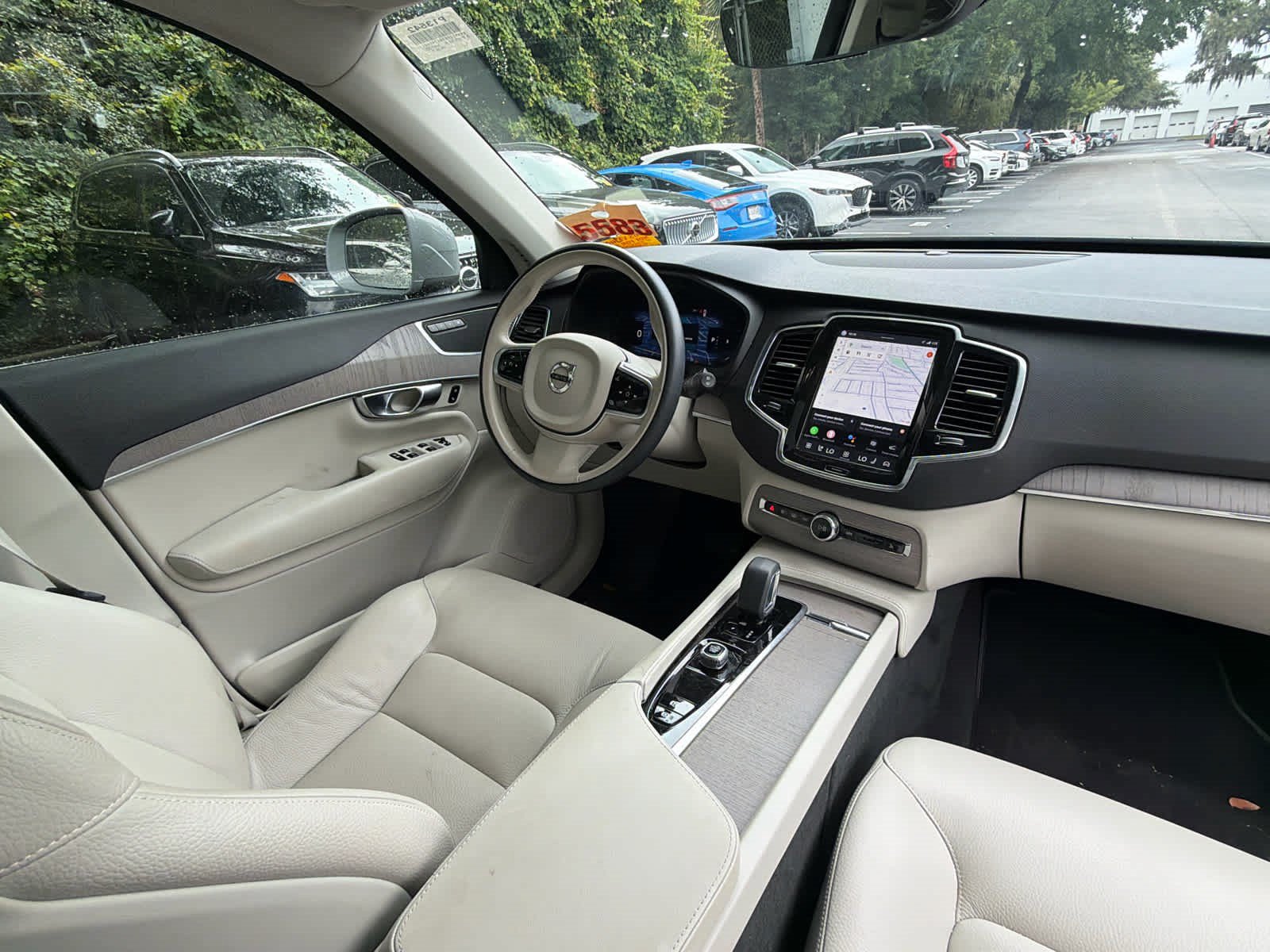 Certified 2025 Volvo XC90 B5 Plus w/ Protection Package Premier AWD/4WD image 56