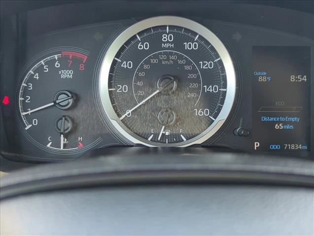 Used 2021 Toyota Corolla LE image 11