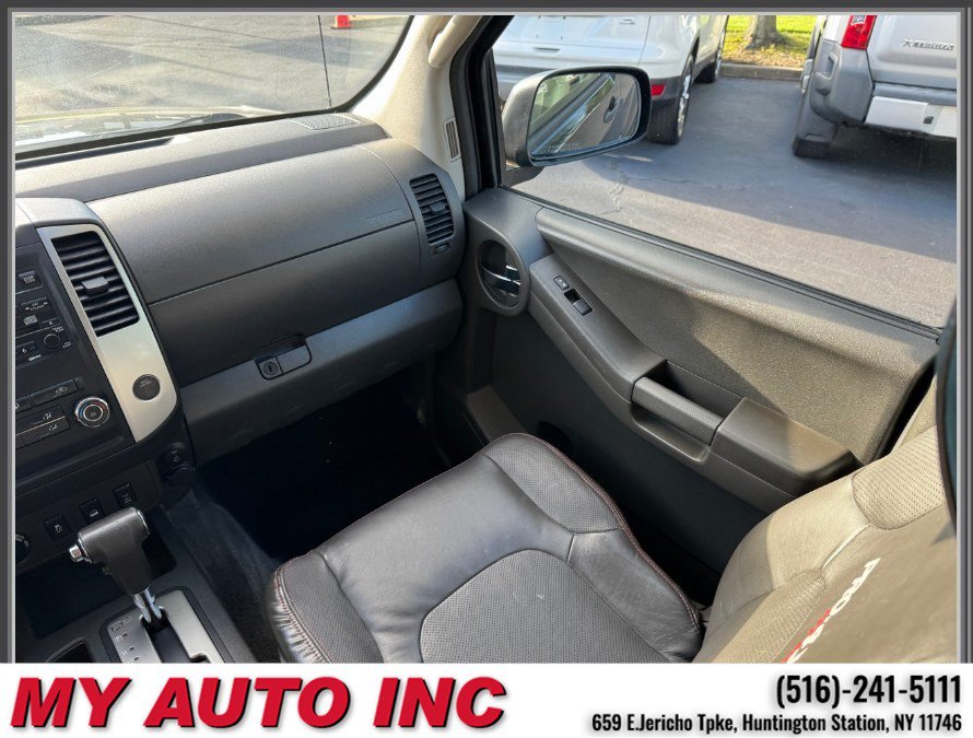 Used 2012 Nissan Xterra PRO-4X w/ Pro-4x Leather Pkg AWD/4WD image 14