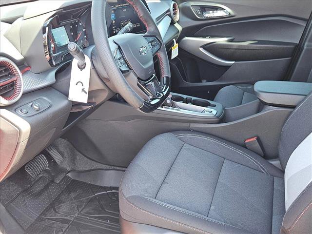 New 2026 Chevrolet Trax RS w/ Sunroof Package image 14