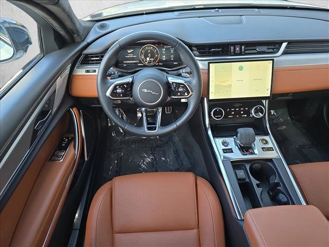 Used 2024 Jaguar XF R-Dynamic SE image 16