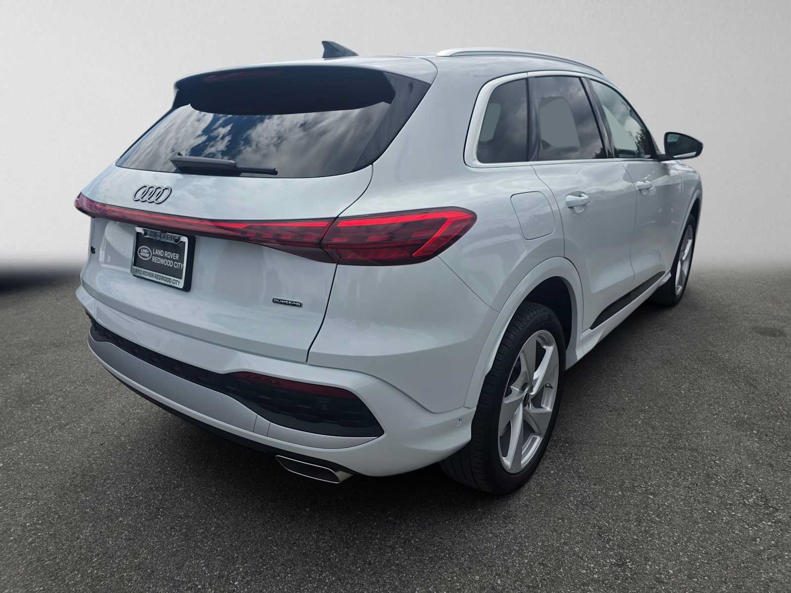 Used 2025 Audi Q5 Premium Plus AWD/4WD image 5