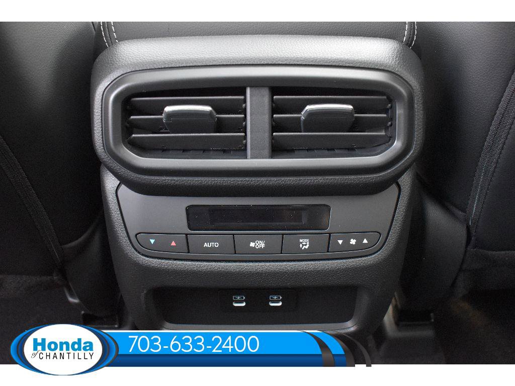 New 2026 Honda Pilot Touring image 32