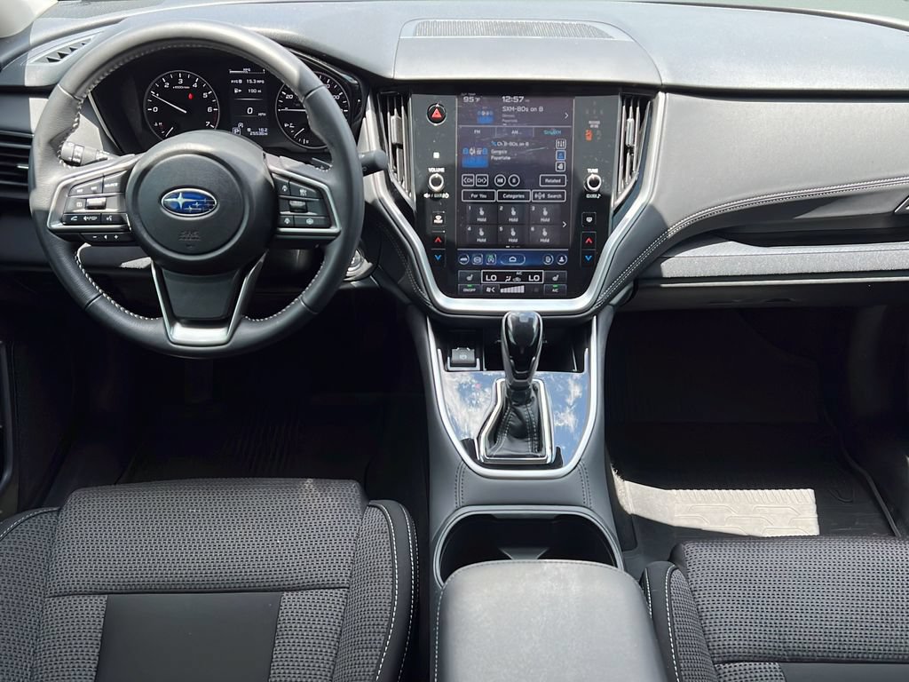 Used 2025 Subaru Outback Premium AWD/4WD image 14