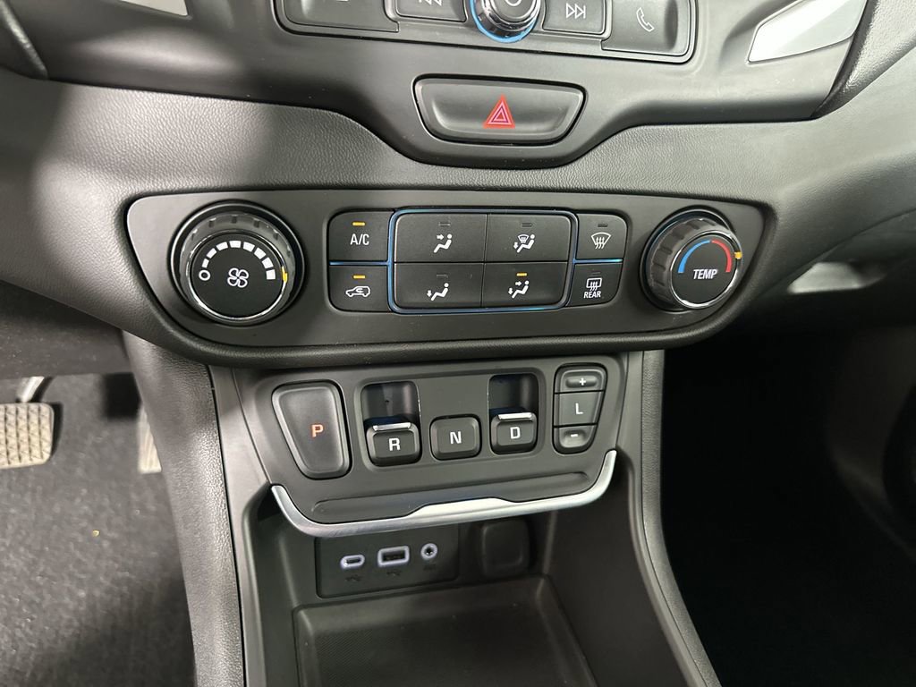 Used 2018 GMC Terrain SLE FWD image 18