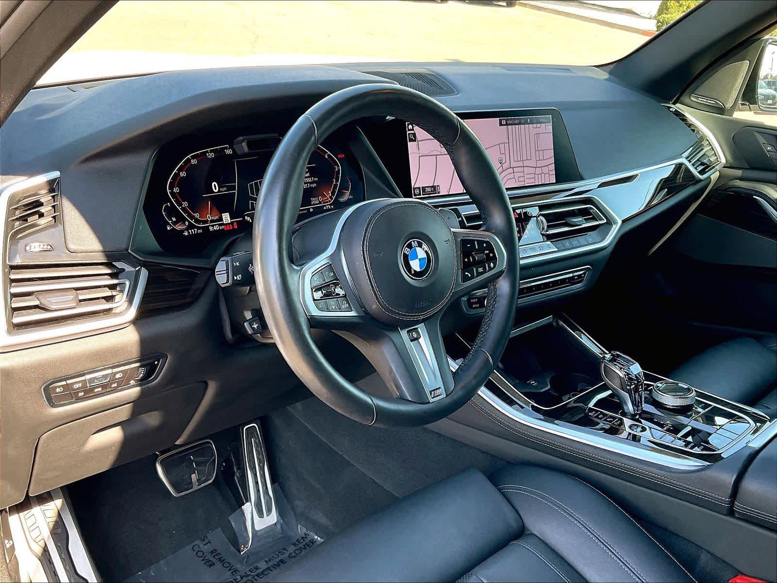 Used 2019 BMW X5 xDrive50i w/ M Sport Package AWD/4WD image 18