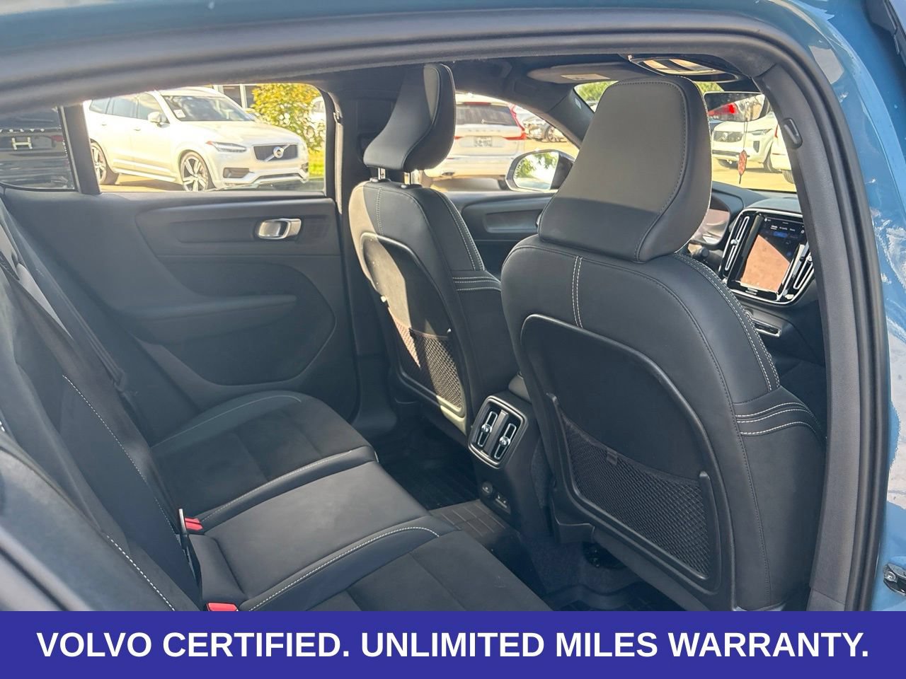 Certified 2023 Volvo C40 P8 Recharge Ultimate w/ Protection Package Premier AWD/4WD image 14