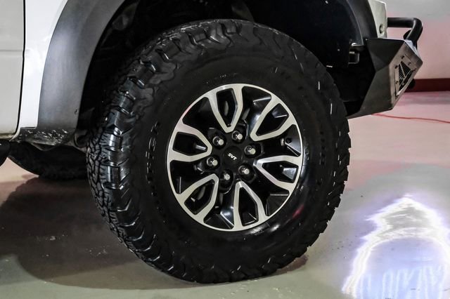 Used 2014 Ford F150 Raptor w/ Equipment Group 801A Luxury image 40