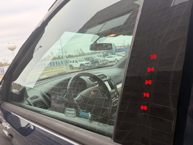 Used 2017 Ford Explorer XLT w/ Equipment Group 202A image 12