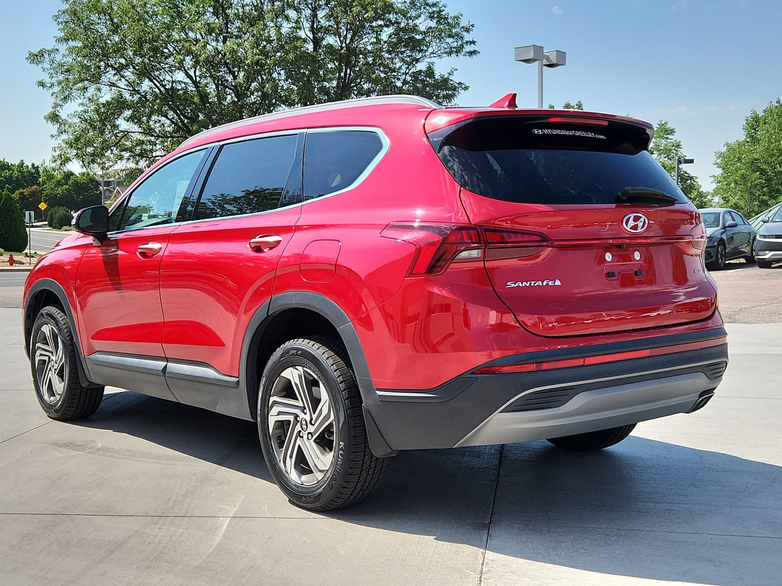 Used 2023 Hyundai Santa Fe SEL AWD/4WD image 3