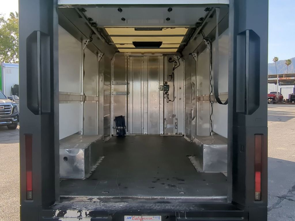 Used 2023 Chevrolet Brightdrop 600 w/ Active Safety Package 2 AWD/4WD image 27