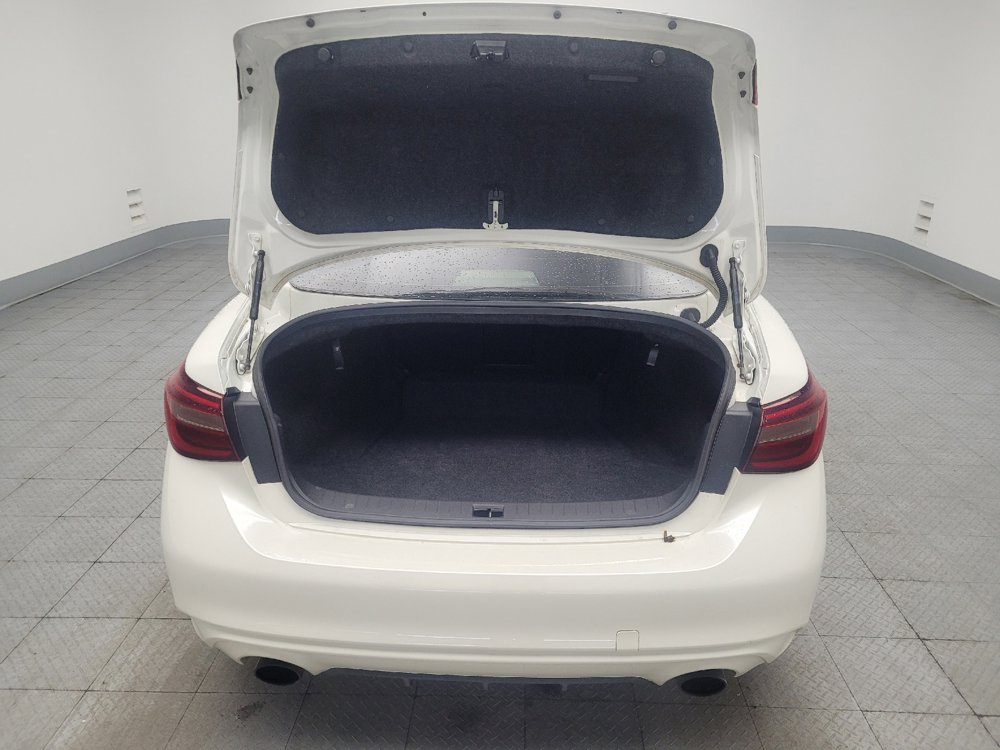 Used 2018 INFINITI Q50 Luxe w/ Essential Package (3.0T Luxe) RWD image 29