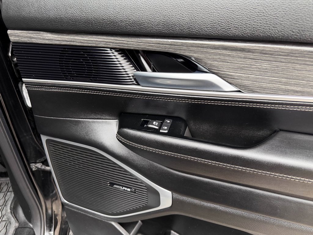 Used 2023 Jeep Wagoneer Series III w/ Convenience Group I image 26