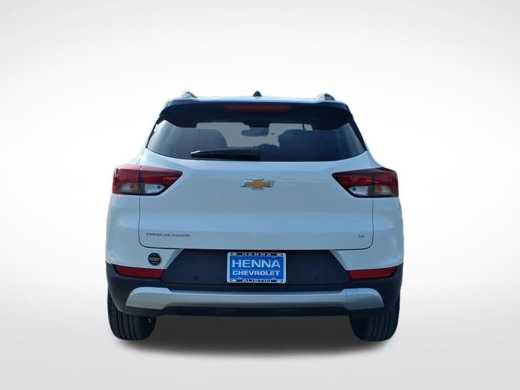 New 2026 Chevrolet TrailBlazer LT w/ Convenience Package FWD image 4