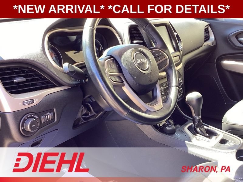 Used 2017 Jeep Cherokee Limited AWD/4WD image 21