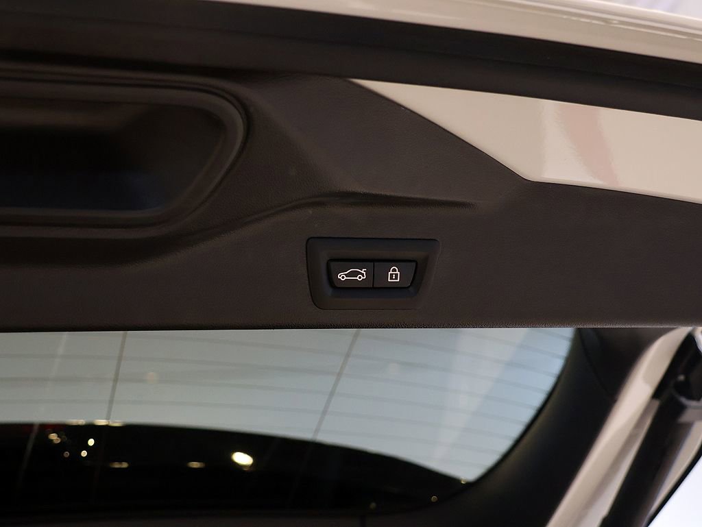 Used 2023 BMW X5 xDrive45e w/ Executive Package image 55