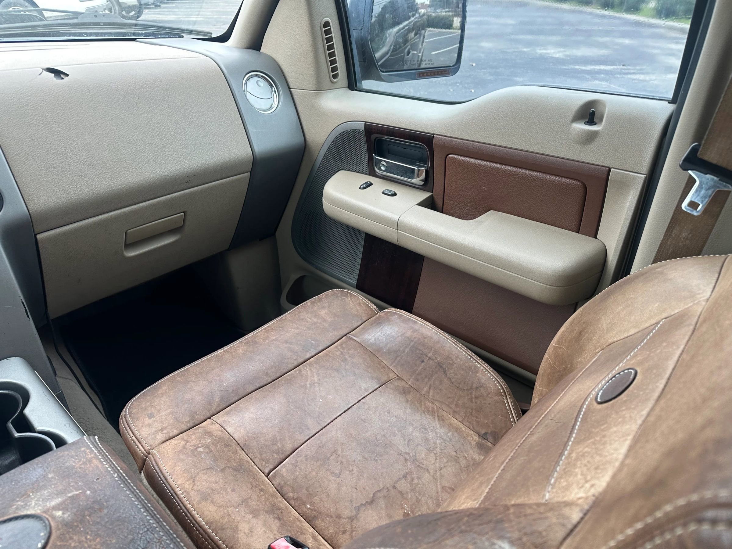 Used 2006 Ford F150 XLT image 16