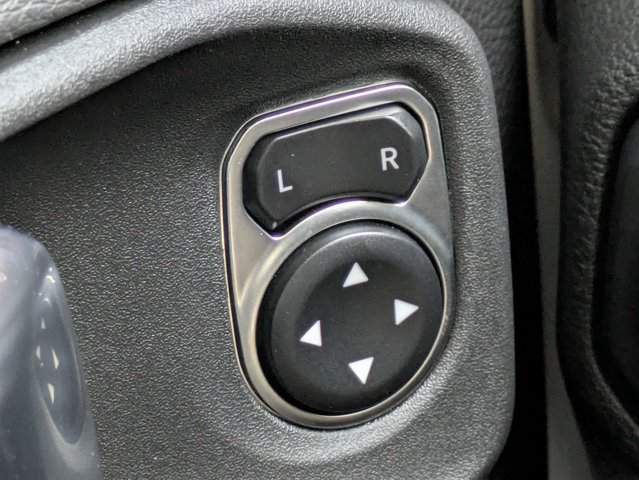 Used 2023 Jeep Gladiator Rubicon w/ Cold Weather Group AWD/4WD image 24