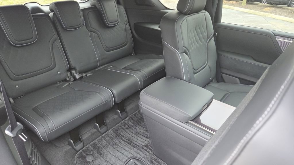 New 2026 INFINITI QX80 Autograph w/ Premium Cargo Package image 33